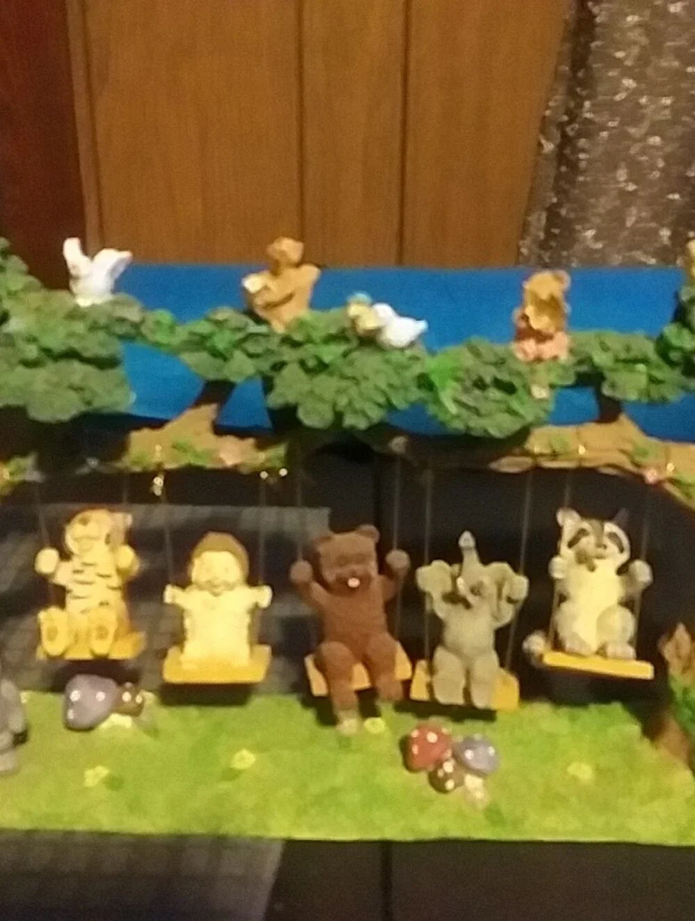 Vintange Resin Forest Animals Swing In A Trer
